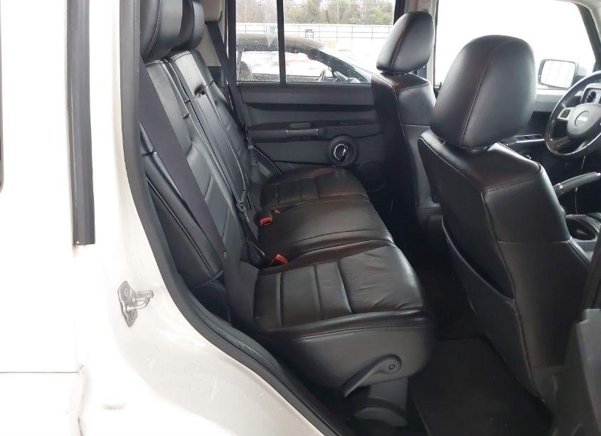 Photo 8 of 2010 Jeep Commander SPORT (VIN 1J4RG4GK4AC113624)