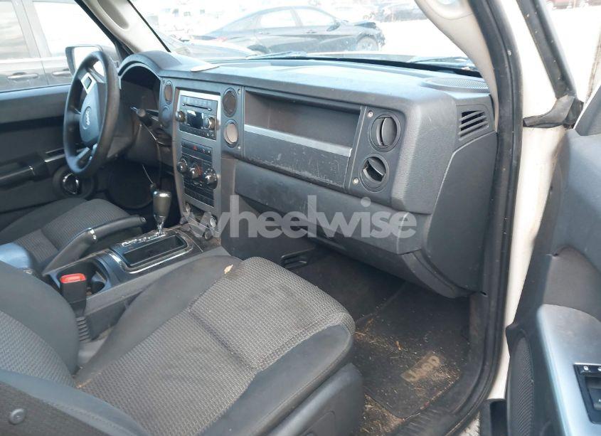 Photo 5 of 2010 Jeep Commander SPORT (VIN 1J4RG4GK7AC156774)