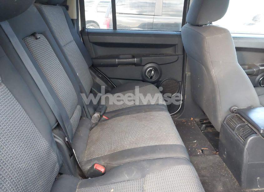 Photo 8 of 2010 Jeep Commander SPORT (VIN 1J4RG4GK7AC156774)