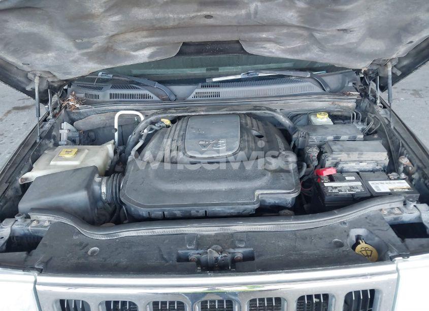 Photo 10 of 2010 Jeep Commander SPORT (VIN 1J4RG4GT0AC118912)