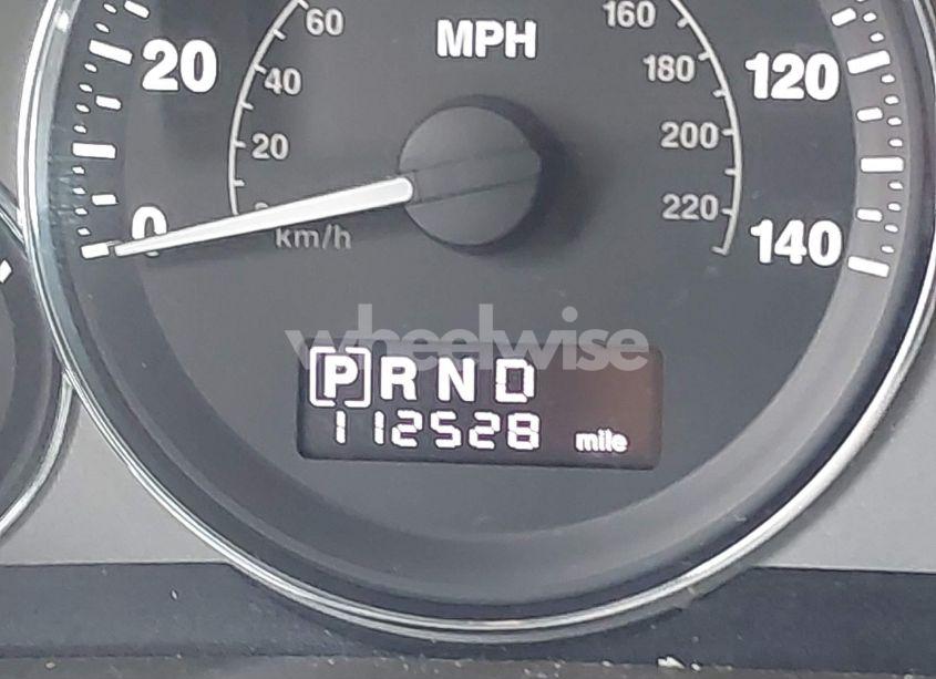 Photo 7 of 2010 Jeep Commander LIMITED (VIN 1J4RG5GT5AC115820)