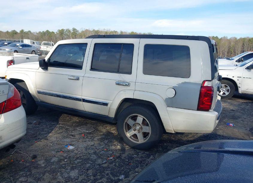 Photo 3 of 2010 Jeep Commander SPORT (VIN 1J4RH4GK1AC122505)