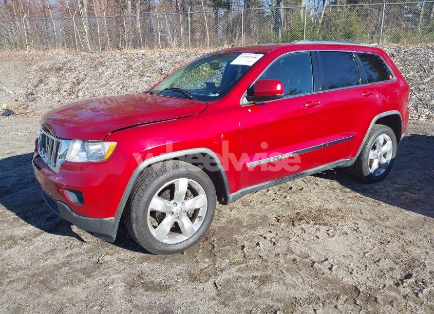 Photo 2 of 2011 Jeep Grand CHEROKEE LAREDO (VIN 1J4RR4GG0BC528513)