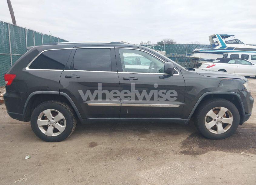 Photo 13 of 2011 Jeep Grand CHEROKEE LAREDO (VIN 1J4RR4GG0BC529533)