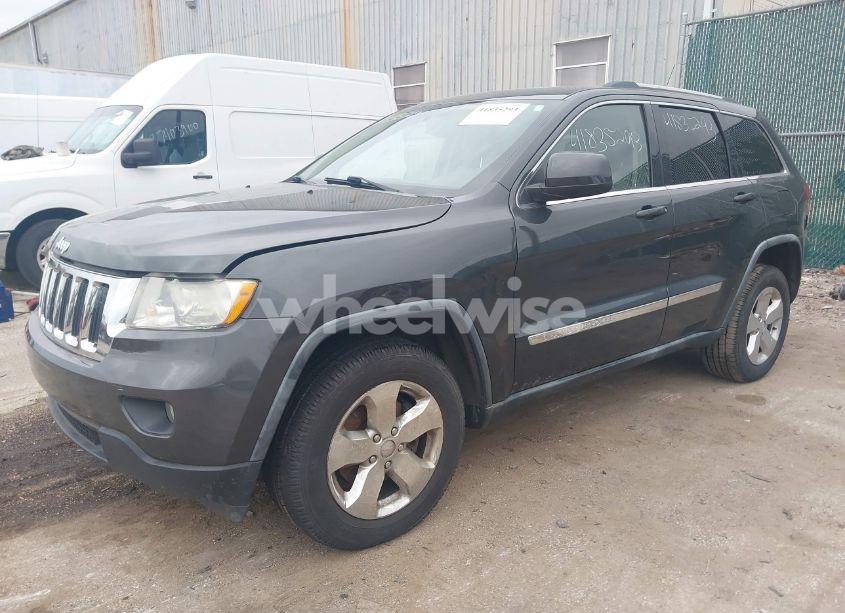 Photo 2 of 2011 Jeep Grand CHEROKEE LAREDO (VIN 1J4RR4GG0BC529533)