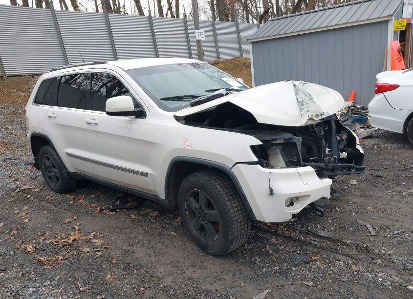 2011 Jeep Grand CHEROKEE LAREDO (VIN 1J4RR4GG0BC529564) main photo