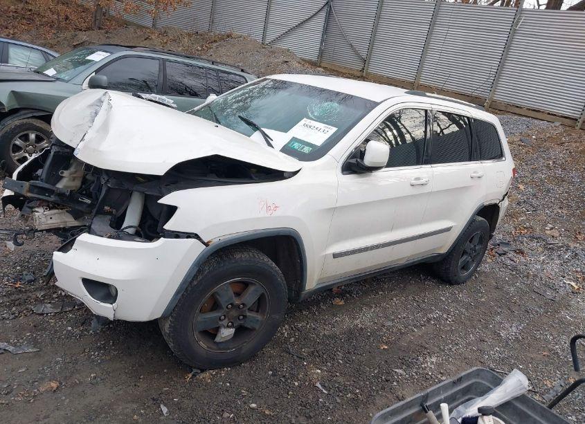 Photo 2 of 2011 Jeep Grand CHEROKEE LAREDO (VIN 1J4RR4GG0BC529564)