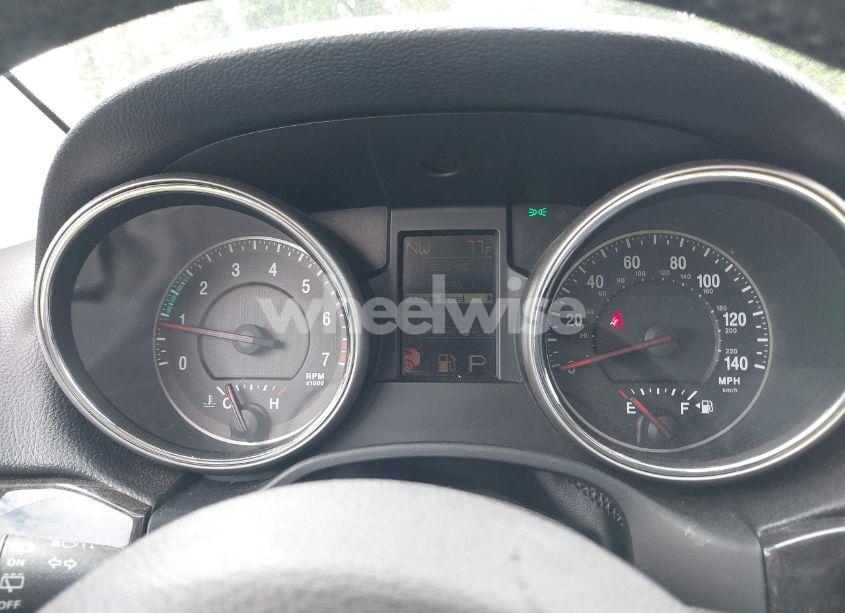 Photo 7 of 2011 Jeep Grand CHEROKEE LAREDO (VIN 1J4RR4GG0BC546669)