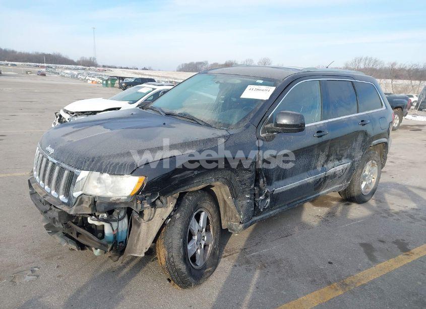 Photo 2 of 2011 Jeep Grand CHEROKEE LAREDO (VIN 1J4RR4GG0BC584404)