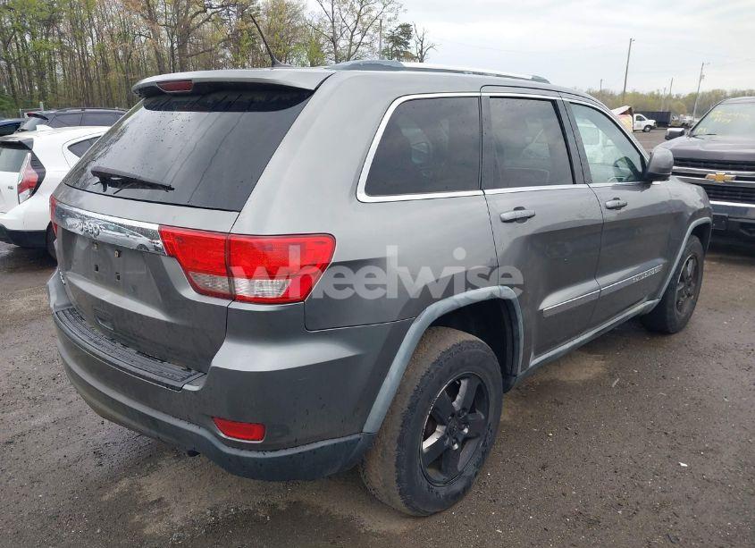 Photo 4 of 2011 Jeep Grand CHEROKEE LAREDO (VIN 1J4RR4GG0BC608989)