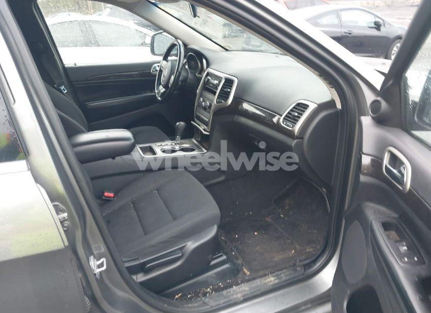 Photo 5 of 2011 Jeep Grand CHEROKEE LAREDO (VIN 1J4RR4GG0BC608989)