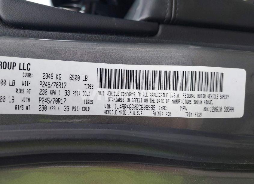 Photo 9 of 2011 Jeep Grand CHEROKEE LAREDO (VIN 1J4RR4GG0BC608989)