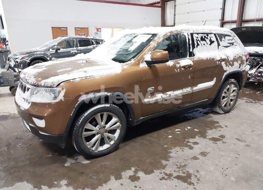 Photo 2 of 2011 Jeep Grand CHEROKEE LAREDO (VIN 1J4RR4GG0BC646108)