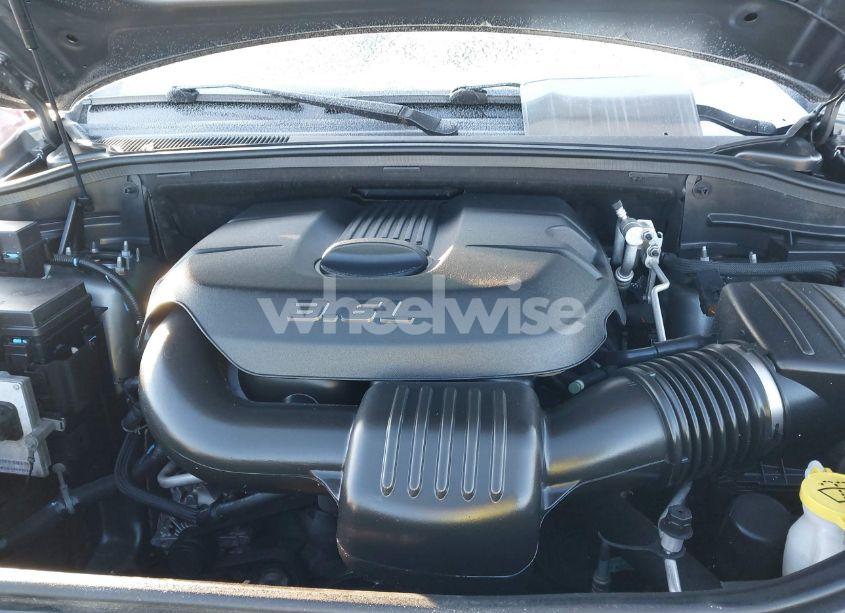 Photo 10 of 2011 Jeep Grand CHEROKEE LAREDO (VIN 1J4RR4GG0BC677777)