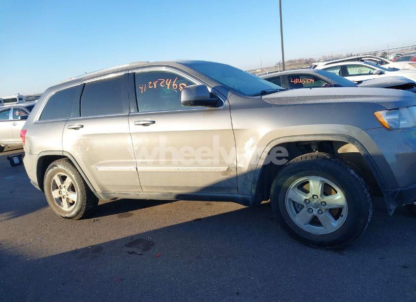 Photo 13 of 2011 Jeep Grand CHEROKEE LAREDO (VIN 1J4RR4GG0BC677777)