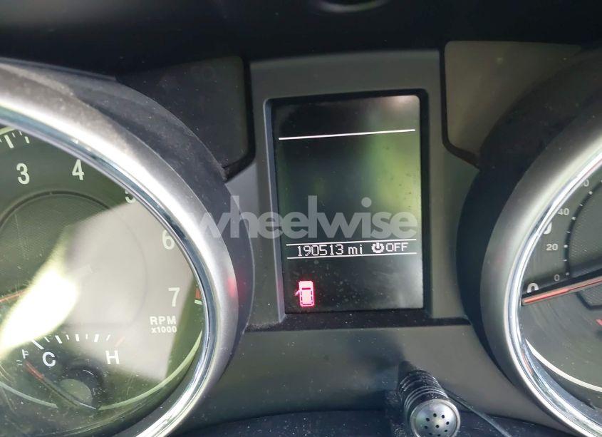 Photo 15 of 2011 Jeep Grand CHEROKEE LAREDO (VIN 1J4RR4GG0BC677777)