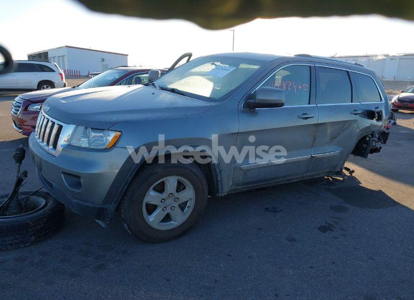 Photo 2 of 2011 Jeep Grand CHEROKEE LAREDO (VIN 1J4RR4GG0BC677777)