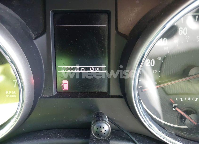 Photo 7 of 2011 Jeep Grand CHEROKEE LAREDO (VIN 1J4RR4GG0BC677777)