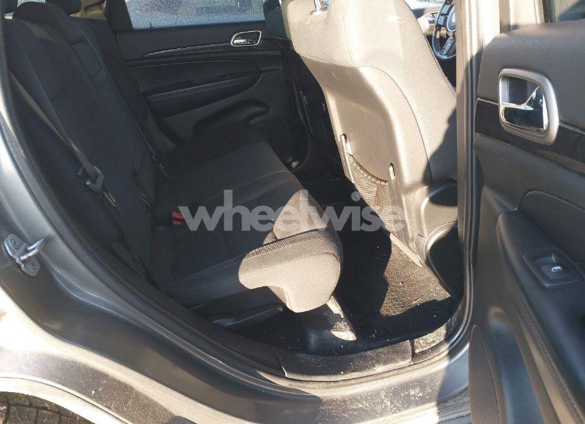 Photo 8 of 2011 Jeep Grand CHEROKEE LAREDO (VIN 1J4RR4GG0BC677777)