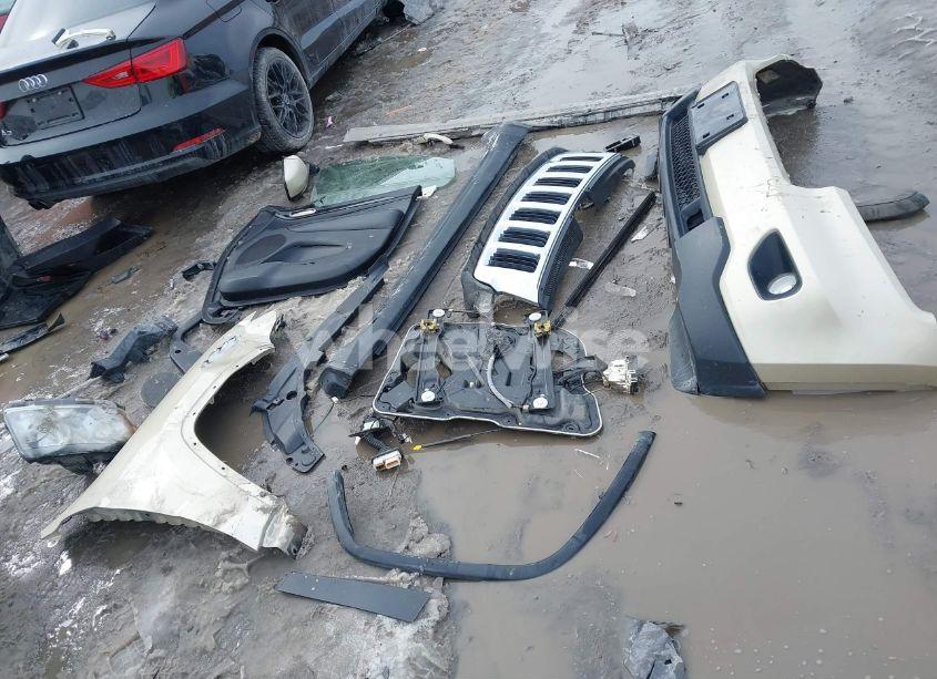 Photo 12 of 2011 Jeep Grand CHEROKEE LAREDO (VIN 1J4RR4GG0BC722362)