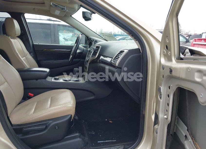 Photo 5 of 2011 Jeep Grand CHEROKEE LAREDO (VIN 1J4RR4GG0BC722362)