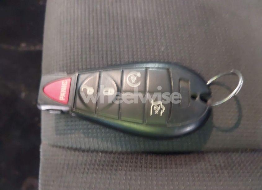 Photo 11 of 2011 Jeep Grand CHEROKEE LAREDO (VIN 1J4RR4GG1BC512725)