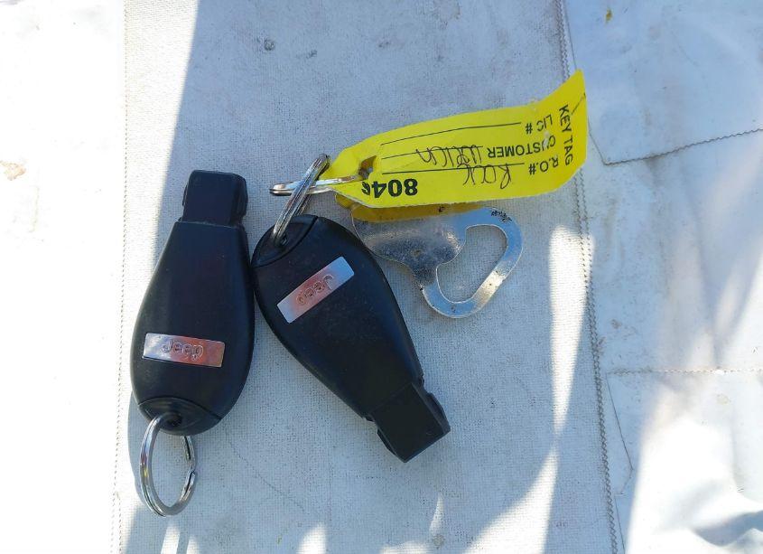 Photo 11 of 2011 Jeep Grand CHEROKEE LAREDO (VIN 1J4RR4GG1BC518623)