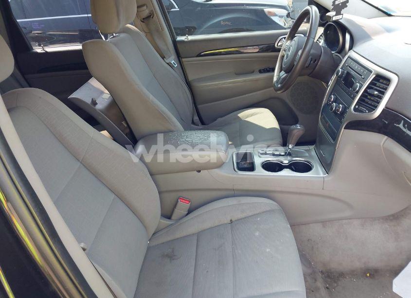 Photo 5 of 2011 Jeep Grand CHEROKEE LAREDO (VIN 1J4RR4GG1BC534787)