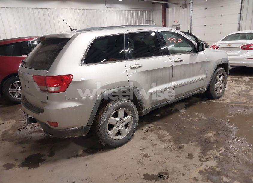 Photo 4 of 2011 Jeep Grand CHEROKEE LAREDO (VIN 1J4RR4GG1BC566705)