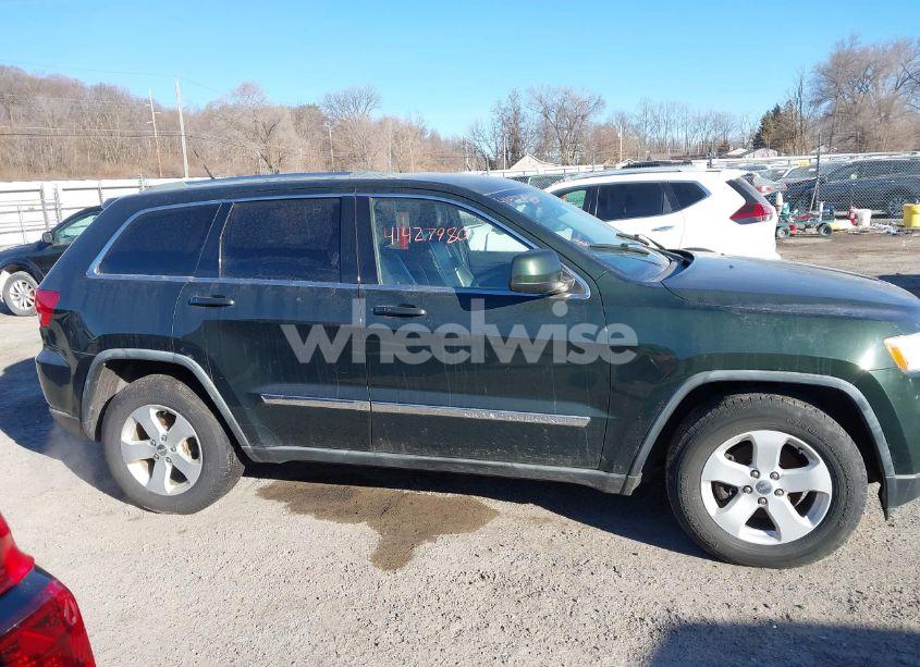 Photo 13 of 2011 Jeep Grand CHEROKEE LAREDO (VIN 1J4RR4GG1BC570480)