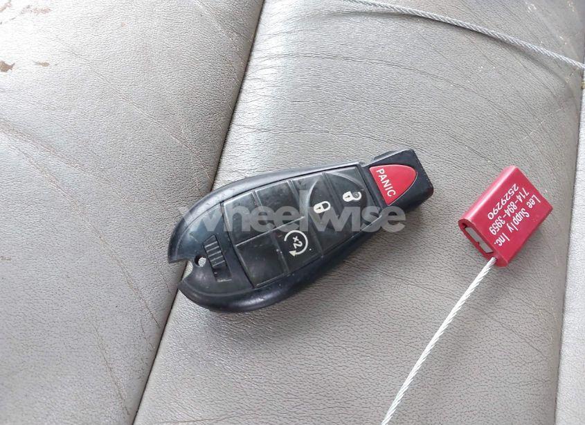 Photo 11 of 2011 Jeep Grand CHEROKEE LAREDO (VIN 1J4RR4GG1BC572827)