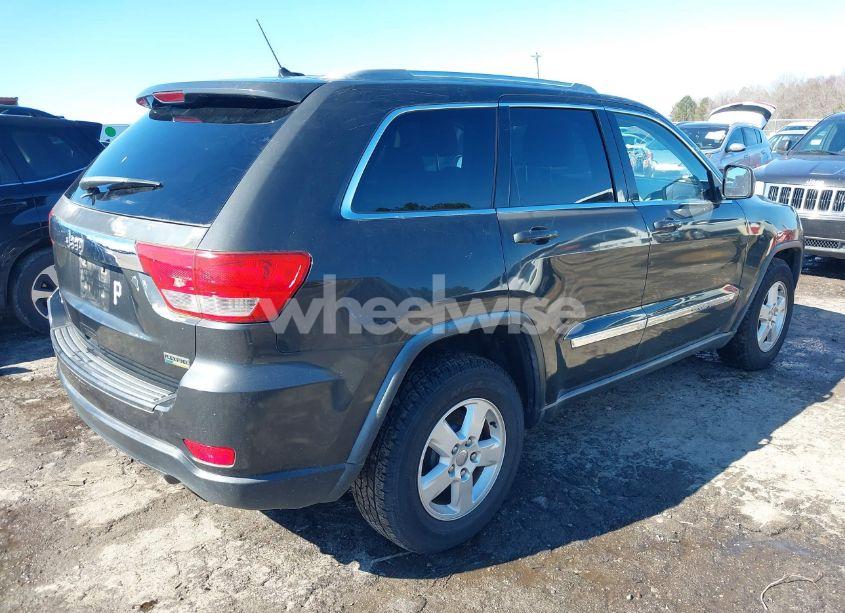 Photo 4 of 2011 Jeep Grand CHEROKEE LAREDO (VIN 1J4RR4GG1BC589983)
