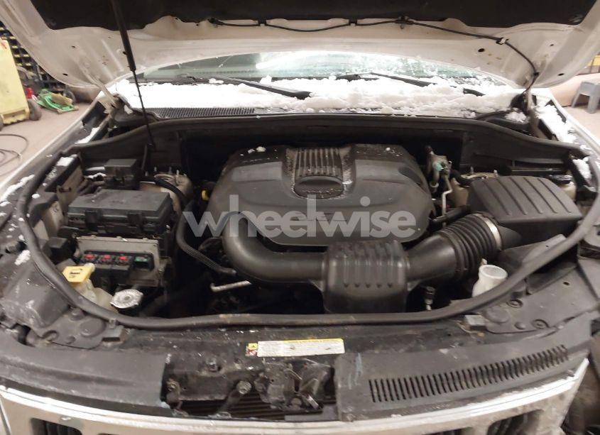 Photo 10 of 2011 Jeep Grand CHEROKEE LAREDO (VIN 1J4RR4GG1BC590678)