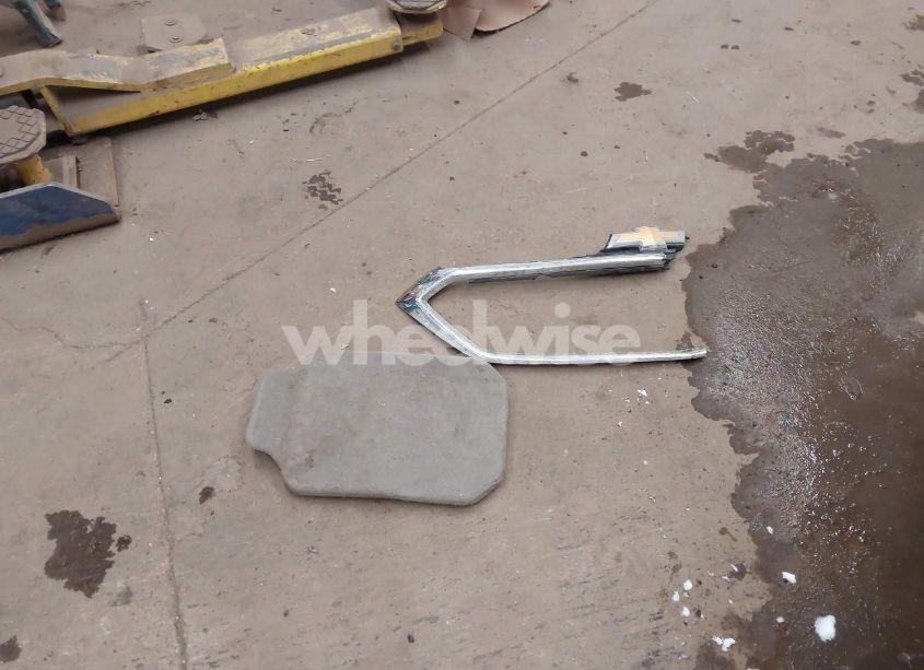 Photo 12 of 2011 Jeep Grand CHEROKEE LAREDO (VIN 1J4RR4GG1BC590678)