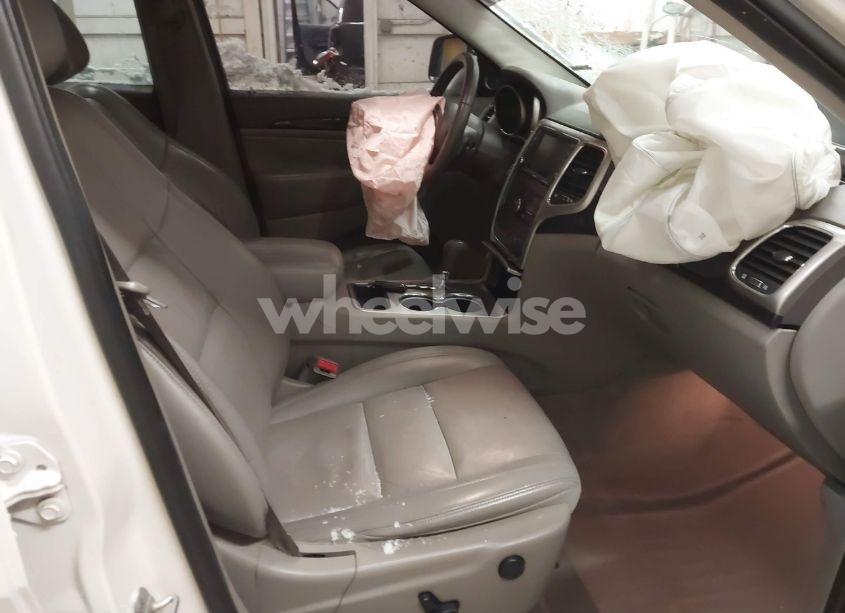 Photo 5 of 2011 Jeep Grand CHEROKEE LAREDO (VIN 1J4RR4GG1BC590678)