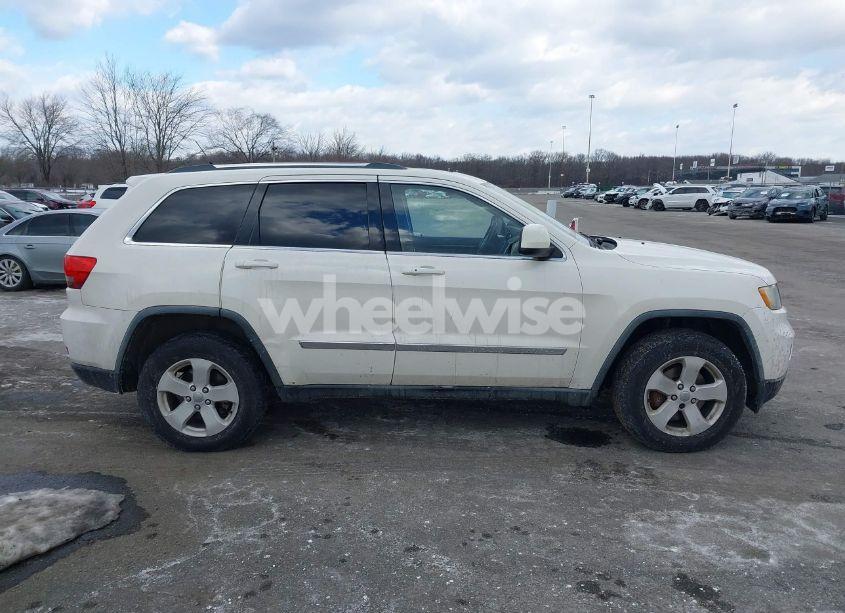 Photo 13 of 2011 Jeep Grand CHEROKEE LAREDO (VIN 1J4RR4GG1BC670014)