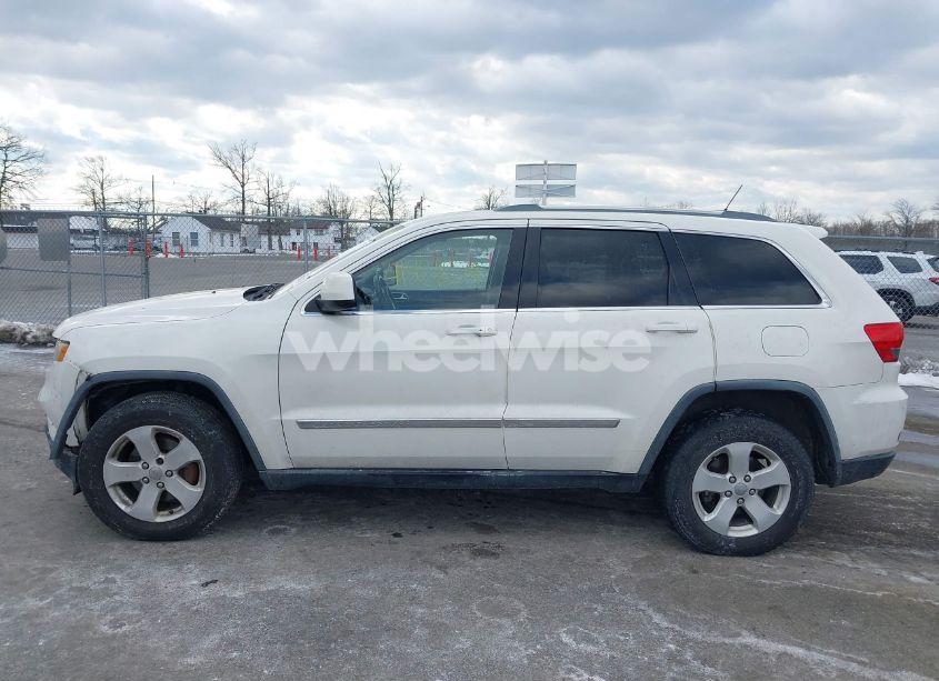 Photo 14 of 2011 Jeep Grand CHEROKEE LAREDO (VIN 1J4RR4GG1BC670014)