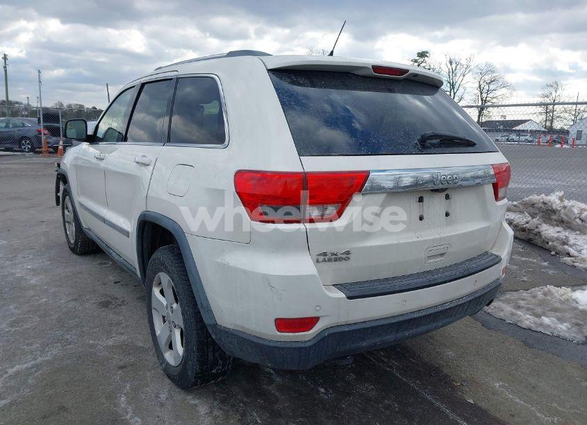 Photo 3 of 2011 Jeep Grand CHEROKEE LAREDO (VIN 1J4RR4GG1BC670014)
