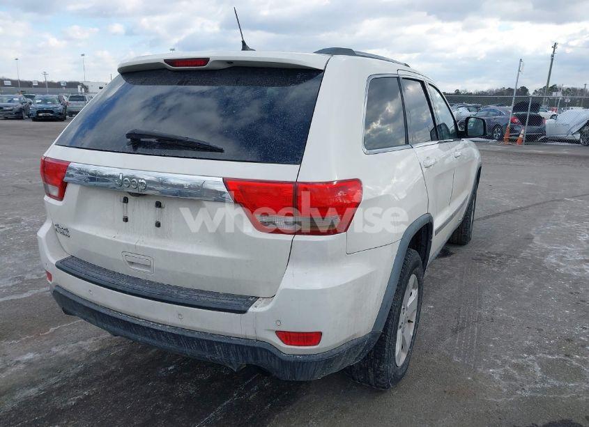 Photo 4 of 2011 Jeep Grand CHEROKEE LAREDO (VIN 1J4RR4GG1BC670014)