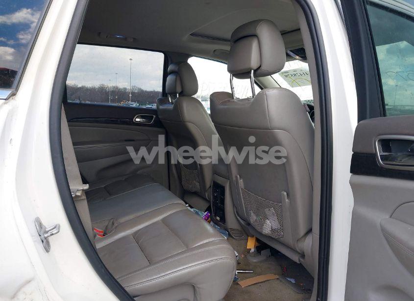 Photo 8 of 2011 Jeep Grand CHEROKEE LAREDO (VIN 1J4RR4GG1BC670014)
