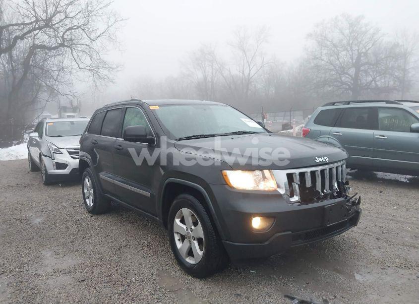2011 Jeep Grand CHEROKEE LAREDO (VIN 1J4RR4GG1BC721401) main photo