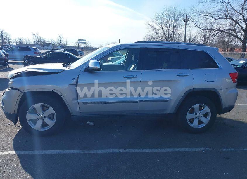 Photo 14 of 2011 Jeep Grand CHEROKEE LAREDO (VIN 1J4RR4GG2BC511289)
