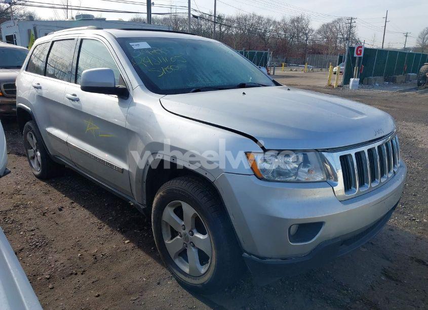2011 Jeep Grand CHEROKEE LAREDO (VIN 1J4RR4GG2BC511504) main photo