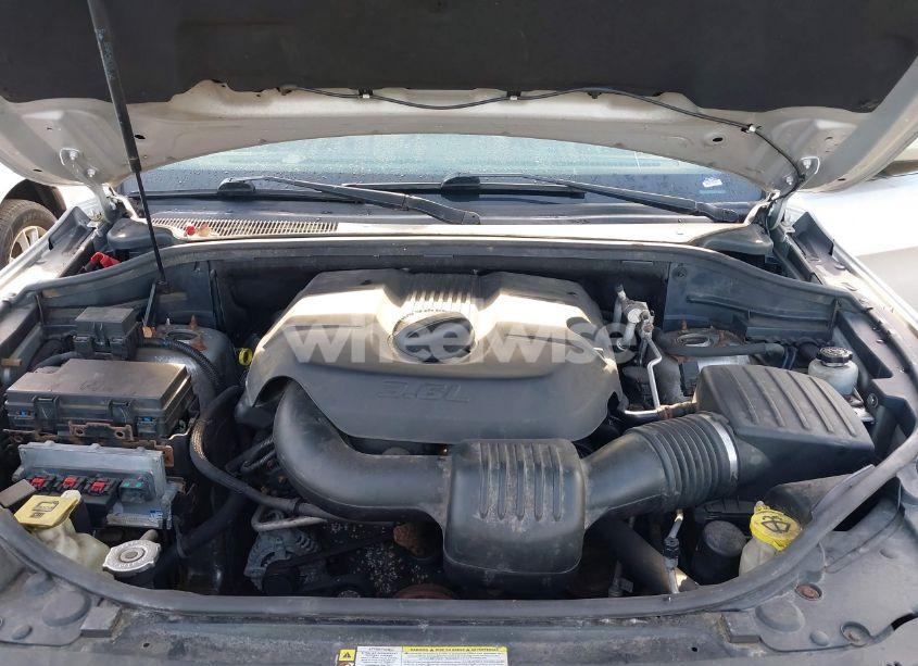 Photo 10 of 2011 Jeep Grand CHEROKEE LAREDO (VIN 1J4RR4GG2BC511504)