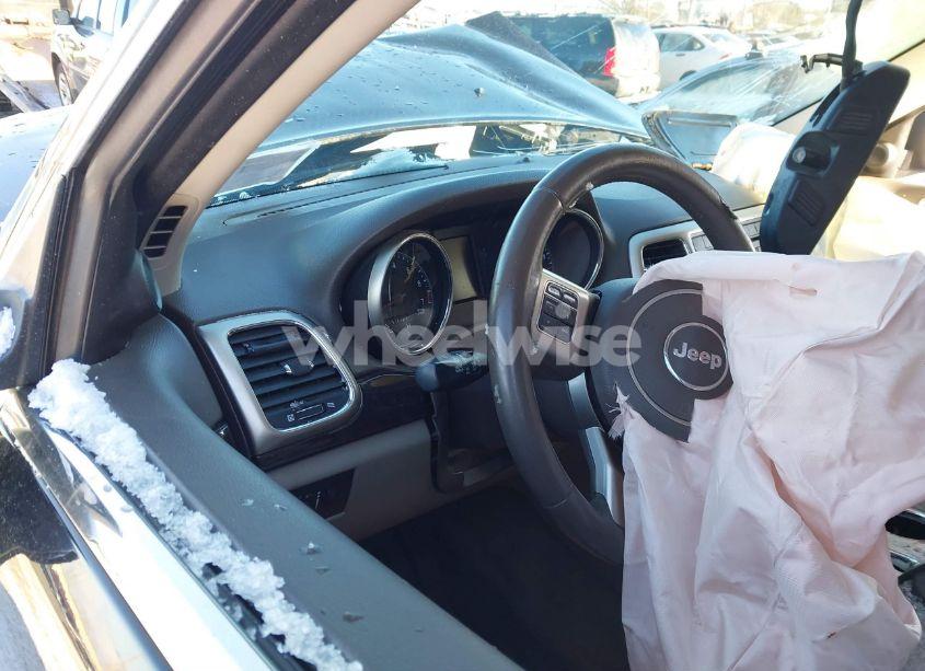 Photo 14 of 2011 Jeep Grand CHEROKEE LAREDO (VIN 1J4RR4GG2BC513009)