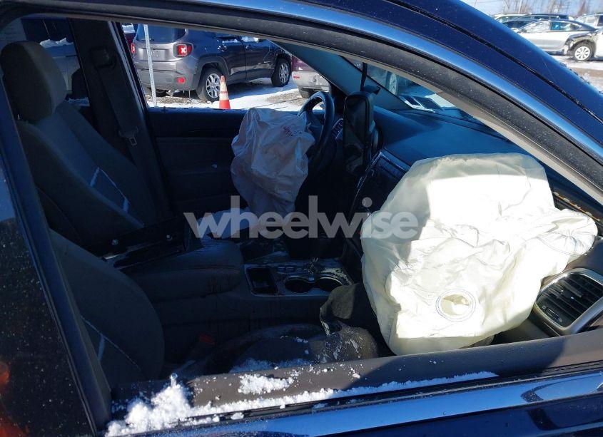 Photo 5 of 2011 Jeep Grand CHEROKEE LAREDO (VIN 1J4RR4GG2BC513009)