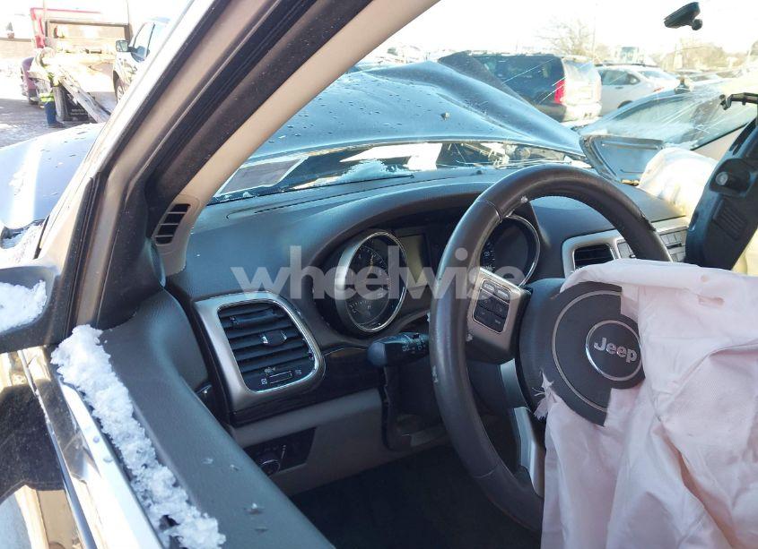 Photo 7 of 2011 Jeep Grand CHEROKEE LAREDO (VIN 1J4RR4GG2BC513009)