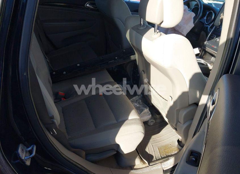 Photo 8 of 2011 Jeep Grand CHEROKEE LAREDO (VIN 1J4RR4GG2BC513009)