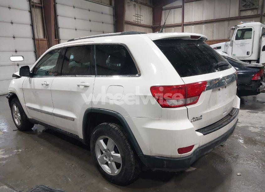 Photo 3 of 2011 Jeep Grand CHEROKEE LAREDO (VIN 1J4RR4GG2BC514578)