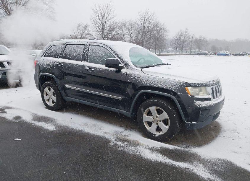 2011 Jeep Grand CHEROKEE LAREDO (VIN 1J4RR4GG2BC541800) main photo